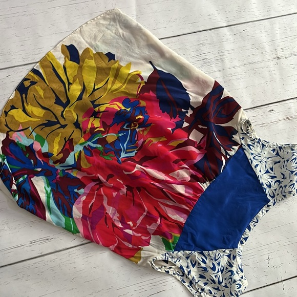 Stunning light top - Picture 3 of 4